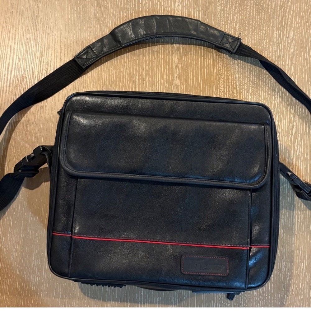 Targus Large Black Leather Laptop Briefcase Messenger Bag Computer Carrying Case